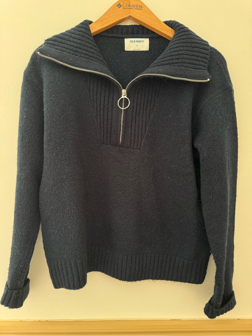 Old Navy Black Half-Zip Ribbed Collar Pullover